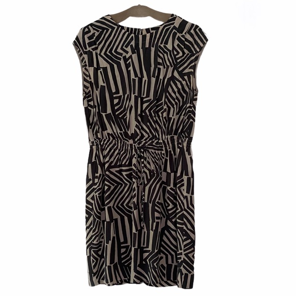 LOFT Dresses & Skirts - NEW Loft Printed Summer Dress